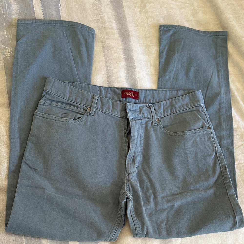 Perry Ellis Premium Denim 32/30 Men’s Blue Pant Jeans Worn Once